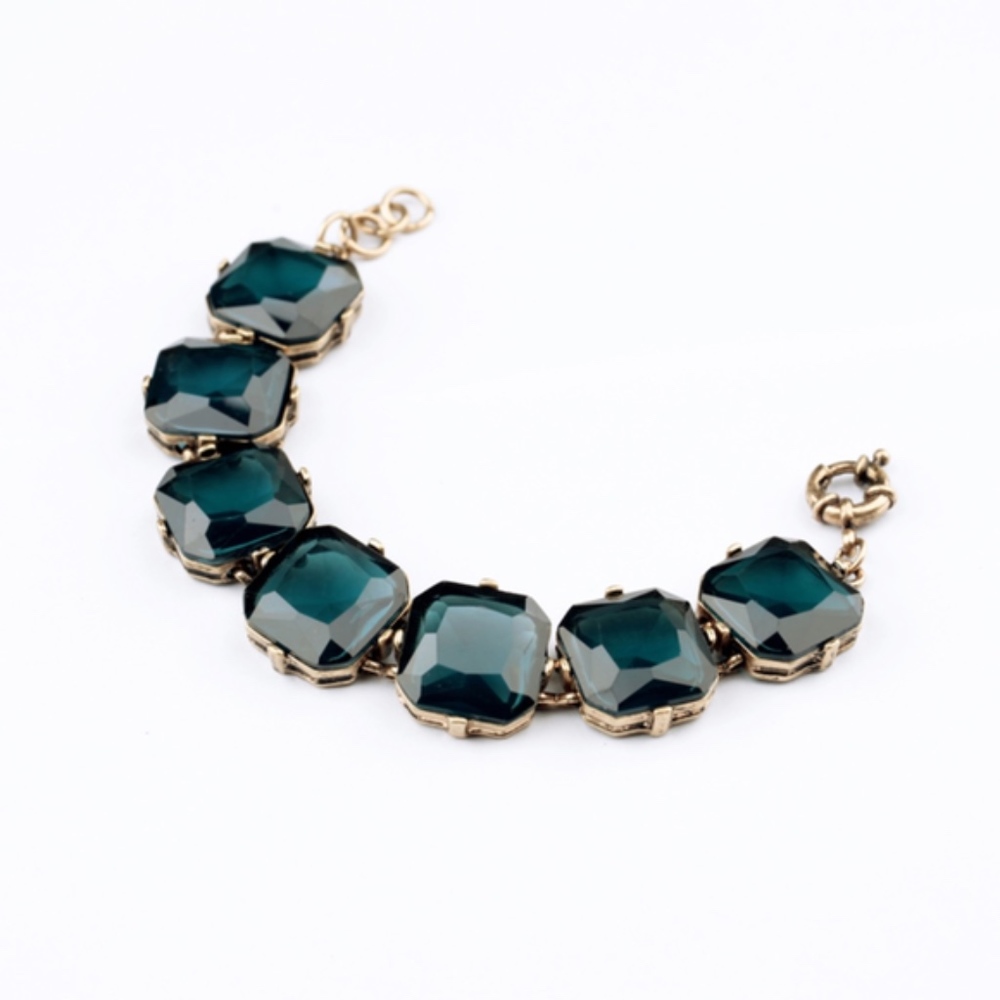 Statement Bracelet - Picture 2 of 3
